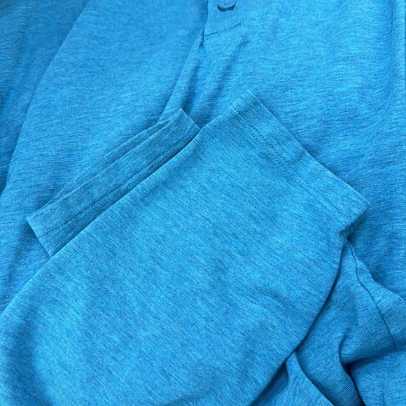 Lululemon 5 Year Basic Long Sleeve Henley - Picture 7 of 10